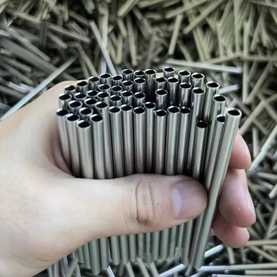 Dobra cena. 304 316 Bezszwowa rurka ze stali nierdzewnej 0,6 mm-4 mm do wyrobów medycznych w Internecie