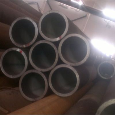 Rura bez szwu ze stali stopowej 42CrMo4 walcowana na zimno, honowana do rur łożyskowych